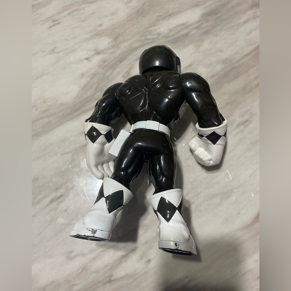 Power Ranger Action Figures - Picture 4 of 10